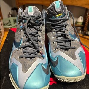 Nike LeBron XI Blue Sneakers